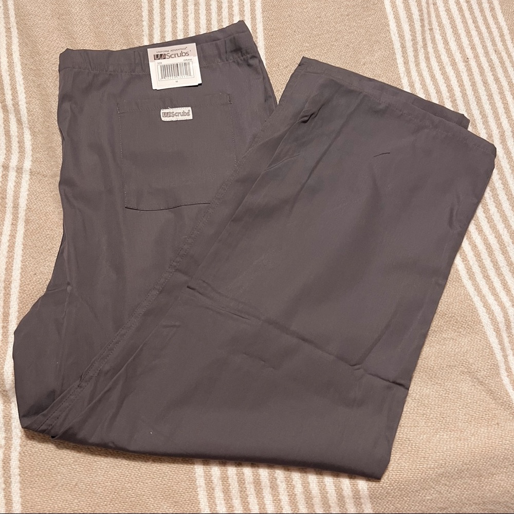Uniform Advantage scrubs
